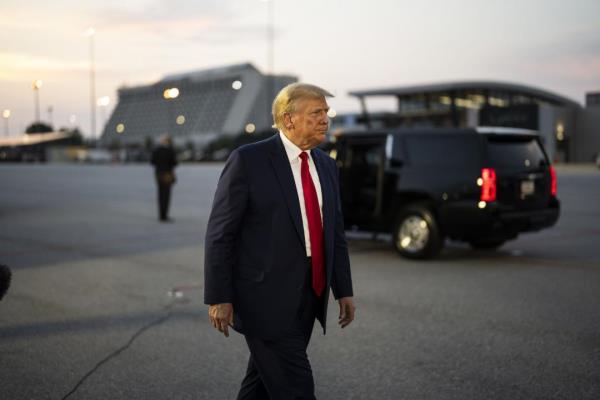 Former President Do<em></em>nald Trump at the airport in Atlanta, after being booked at the Fulton County Jail wher<em></em>e he and 18 allies were charged in Georgia election meddling, on Thursday, Aug. 24, 2023. Trump informed the court that he intended to sever his case from the rest of the defendants. (Doug Mills/The New York Times)