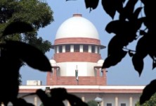 最高法院维持卡纳塔克邦高等法院关于政府监管收费的命令